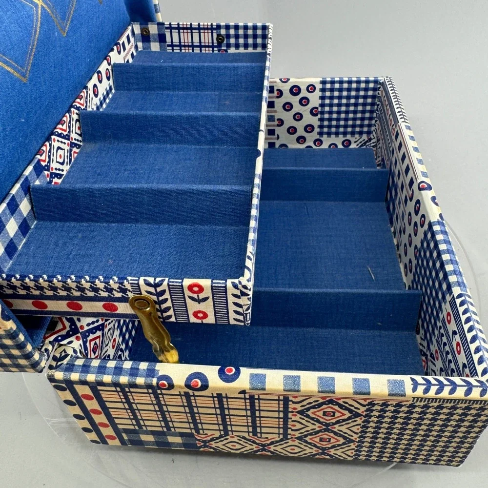 Buxton Vintage Jewelry Box Patchwork Geometric Print Organizer Blue Red USA